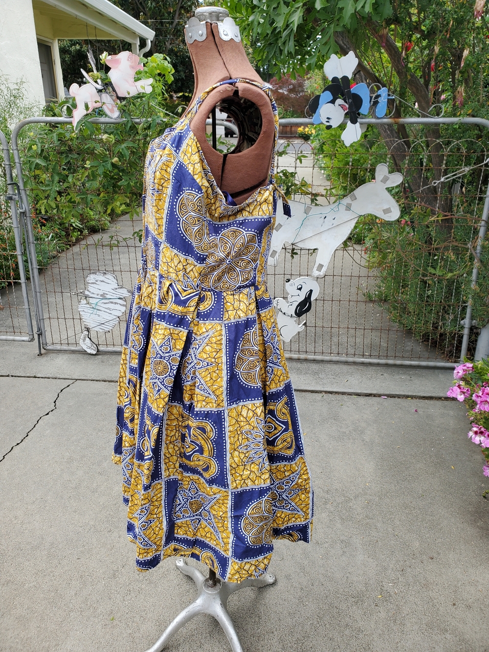 Trashy Diva Blue and Yellow Patterned Midi Dress - Picture 3 of 6